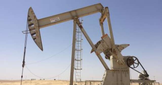 أسعار النفط ترتفع بفعل توترات فى الشرق الأوسط وتراجع إنتاج فنزويلا