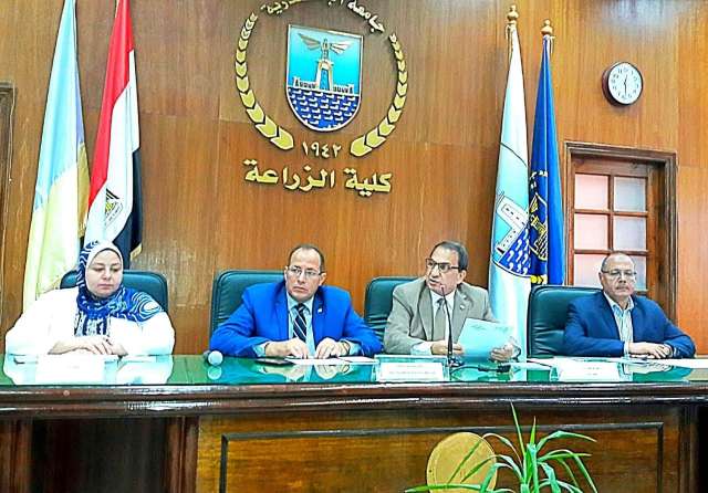 لأول مرة.. إنشاء لجنة زراعة وصناعة في جامعة الإسكندرية