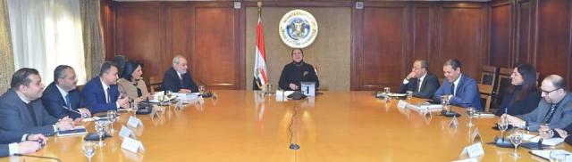 وزيرة التجارة : نحرص على تعزيز دور مركز تحديث الصناعة.. وزيادة تنافسية المنتج المصري