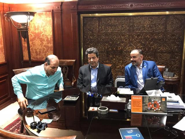 د. مجدي حسن عضو مجلس إدارة اتحاد منتجي الدواجن: بيع الطيور الحية ليس السبب الوحيد في نقل الأوبئة