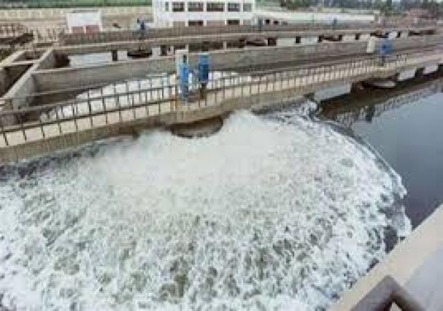 مياه القناة : بدء غسيل وتعقيم الشبكات وخزانات المياه لتحسين الخدمة
