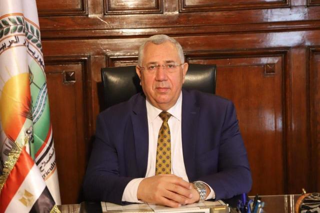 وزير الزراعة : يعلن عن فتح الاسواق اليابانية امام الموالح المصرية لأول مرة