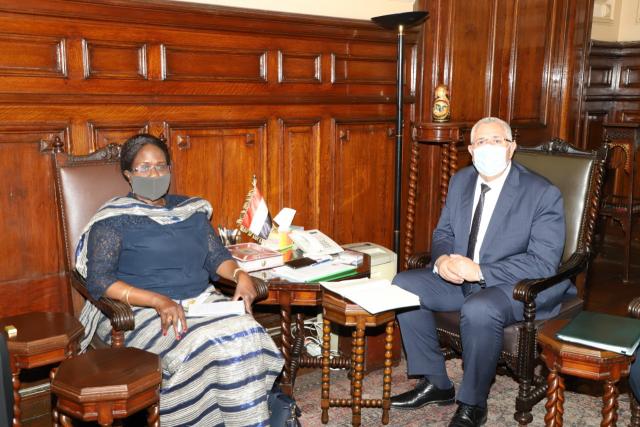 القصير يبحث مع وزيرة الزراعة بجنوب السودان افاق التعاون الزراعي بين البلدين 