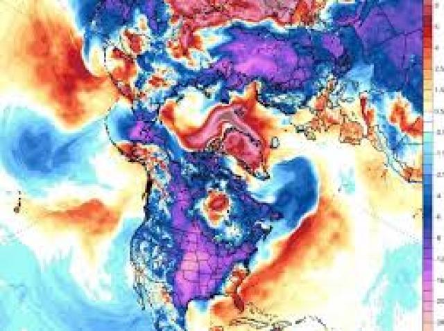 4 فصول في 3 أيام.. رئيس مركز المناخ يكشف ظواهر جوية غير مسبوقة 