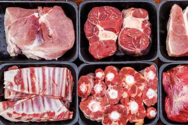شعبة القصابين : امتناع المربيين عن بيع الماشية سبب ارتفاع أسعار اللحوم