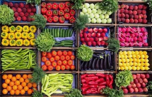 أسعار الخضروات والفاكهة بسوق العبور اليوم الأحد 14-8-2022