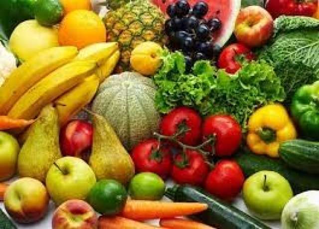 أسعار الخضروات والفاكهة بسوق العبور اليوم الاربعاء