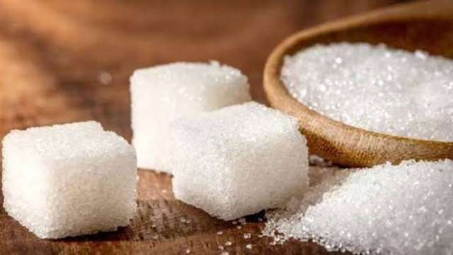 التموين: أسعار السكر بدأت في الانخفاض والمخزون الاستيراتيجي يكفي لمدة 4 أشهر ونصف