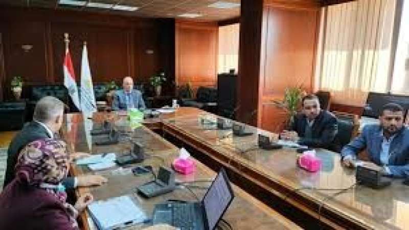 وزير الري: إنشاء شبكات الصرف المغطى بزمام ٦ مليون فدان