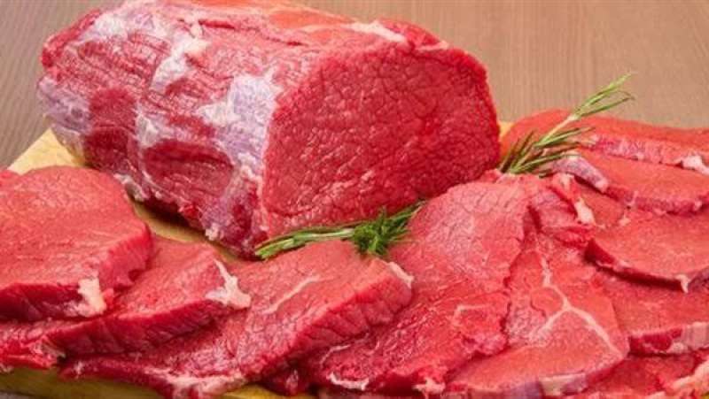 أسعار المنتجات الغذائية في بمنافذ الزراعة.. تخفيضات 30% على اللحوم والدواجن
