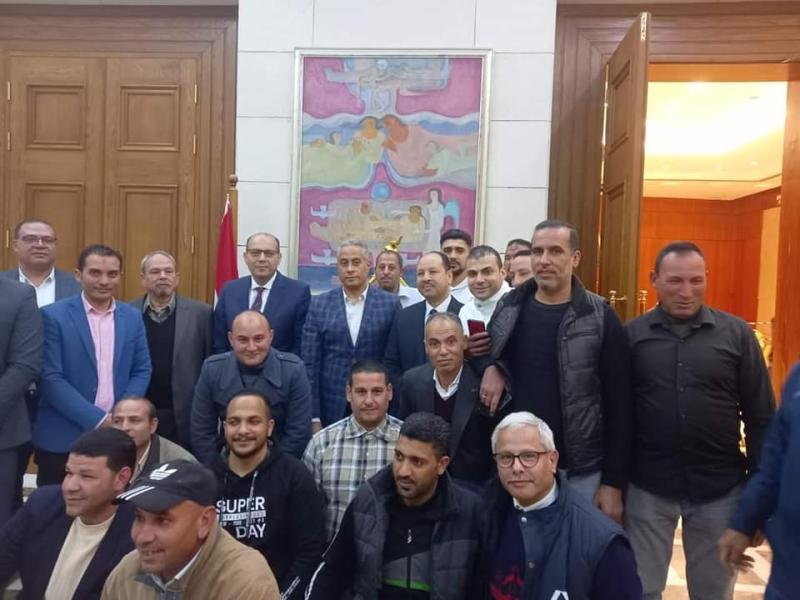 وزير القوى العاملة للمصريين بالأردن: الدولة مستمرة في حمايتكم ورعايتكم