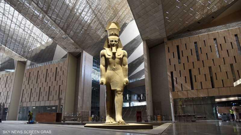 بهو المتحف المصري