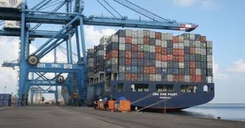 ميناء دمياط يستقبل سفينة قادمة من أستراليا محملة بـ 55000 طن قمح