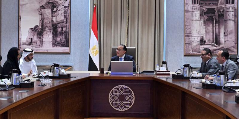 رئيس الوزراء لـ«مدير سلطة دبي»؛ نرحب بضخ استثمارات إماراتية جديدة بمصر