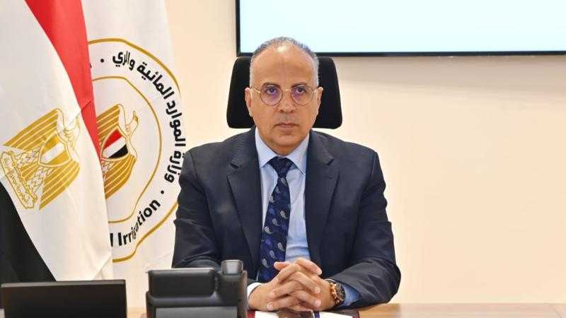 وزير الري يستعرض موقف الأنشطة التدريبية بالوزارة لرفع كفاءة العاملين