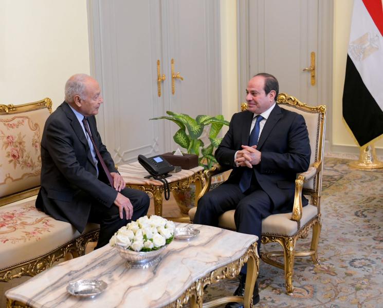 الرئيس السيسي وأمين عام جامعة الدول العربية يبحثان الوضع في الأراضي الفلسطينية