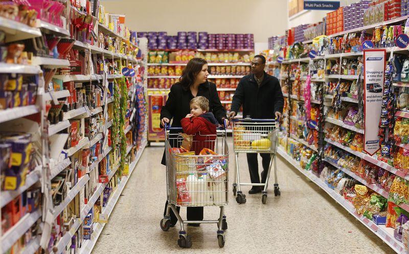 بريطانيا: تراجع مبيعات التجزئة للأغذية إلى أدنى مستوياتها منذ 3 سنوات