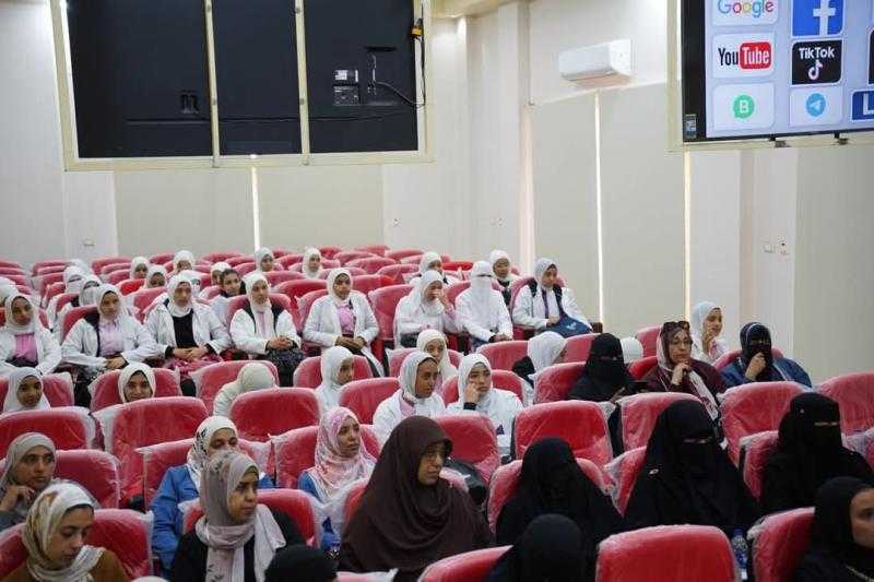 دورات تدريبية للمرأة البدوية عن التسويق الإلكتروني لمنتجاتها