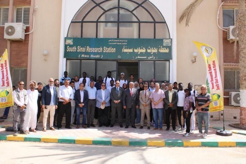 ورشة عمل تدريبية للشباب الافريقي بمحطة رأس سدر  لمكافحة التصحر والجفاف