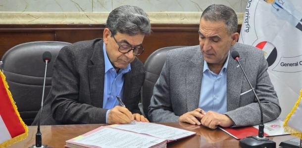 «الخدمات البيطرية»و«الأطباء البيطريين» يوقعان برتوكول جديد لتنمية المهارات والنهوض بالثروة الحيوانية
