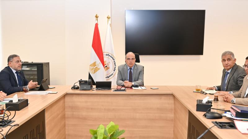 وزير الري: رصد الآبار الجوفية المخالفة بـ AI والأقمار الصناعية