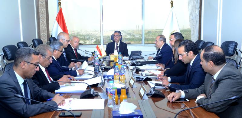وزير التموين يتابع انتظام منظومة الطحن وتطوير شركات المطاحن