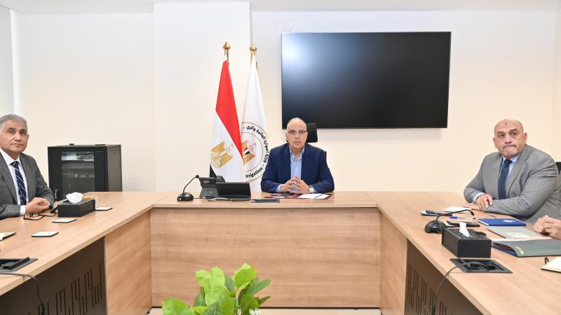 وزير الري يتابع مستجدات ”مشروع إدارة مياه دلتا النيل”