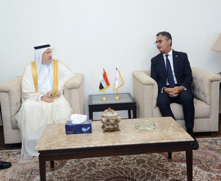وزير التموين والرئيس التنفيذي للمؤسسة الدولية الإسلامية يبحثان سبل تعزيز التعاون المشترك