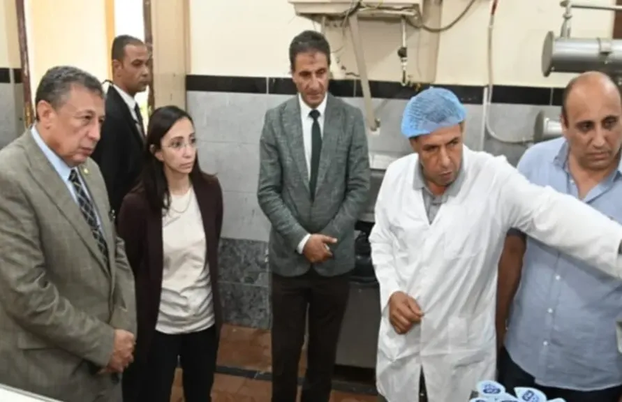 مدرسة زراعية تتحول لمصنع إنتاج غذائي متكامل