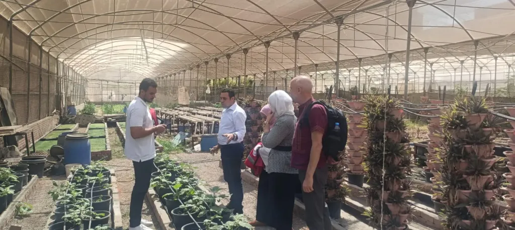 الزراعة والهلال الأحمر يطلقان مبادرات لتدوير المخلفات الزراعية وتحسين خصوبة التربة