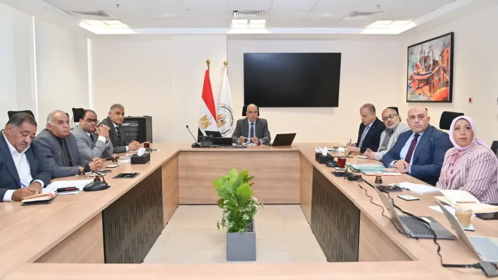«الري»: إجراءات حاسمة وتقنيات رقمية لرصد ورد النيل والحشائش
