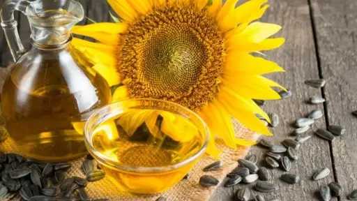 ارتفاع أسعار زيت عباد الشمس رغم تباطؤ الطلب العالمي لهذه الأسباب ارتفاع أسعار زيت عباد الشمس رغم تباطؤ الطلب العالمي لهذه الأسباب