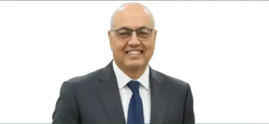 زيت الزيتون.. بين نقاء الفلترة وسحر العكارة الموسمية