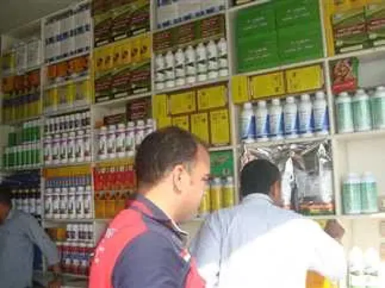 تجارة المبيدات المزيفة.. كارثة زراعية على الأبواب