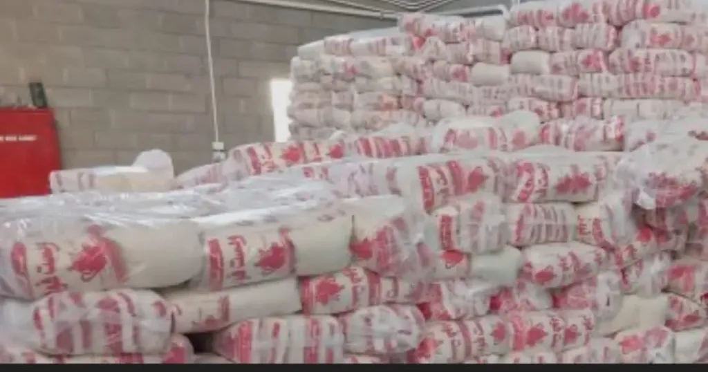 التموين: توافر السكر الحر بالمجمعات الاستهلاكية بسعر ٢٨ جنيهًا