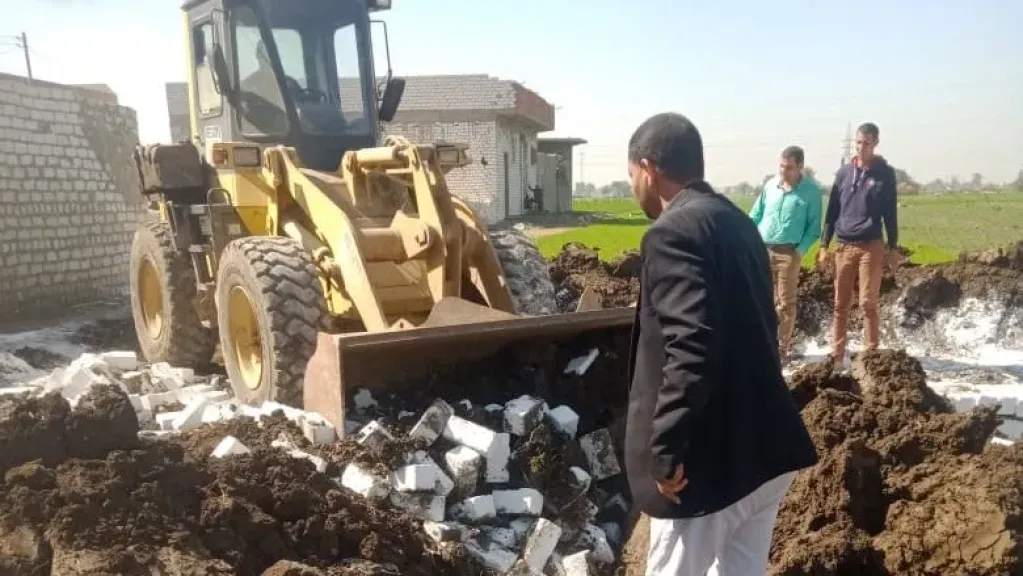 إيقاف قيادات زراعية عن العمل بسبب تقصير في حماية الأراضي