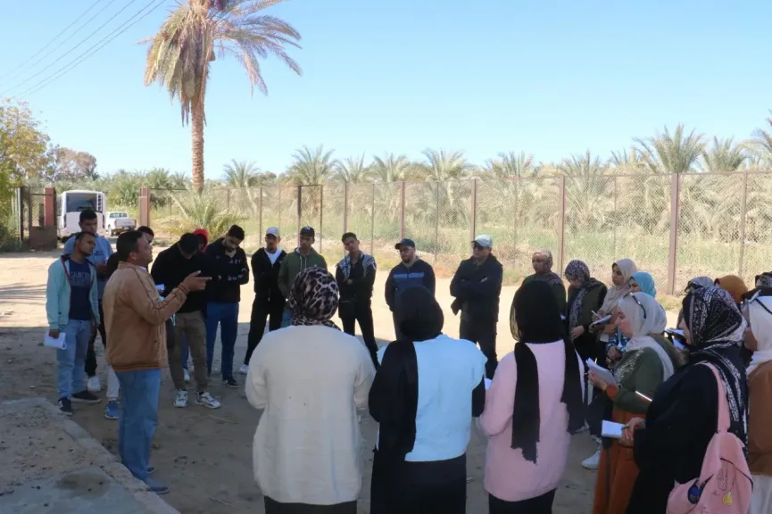”بحوث الصحراء” يستقبل طلاب جامعة طنطا في زيارة تدريبية بسيوة