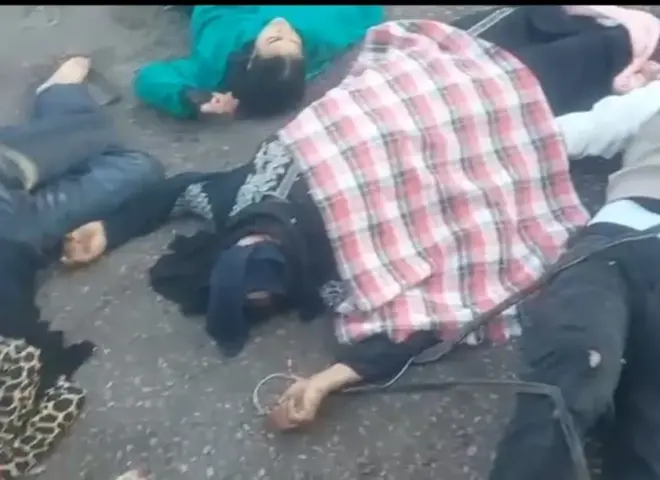 استخراج تصاريح دفن 4 عمال زراعة من حادث ميكروباص «ريست وادي النطرون»