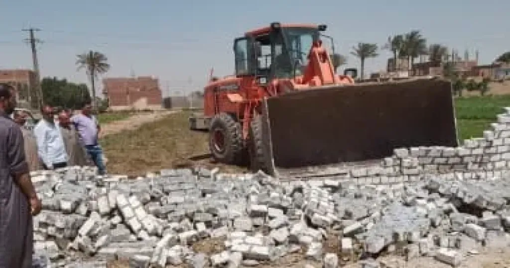 إزالة التعديات على الأراضي الزراعية توقف النزيف