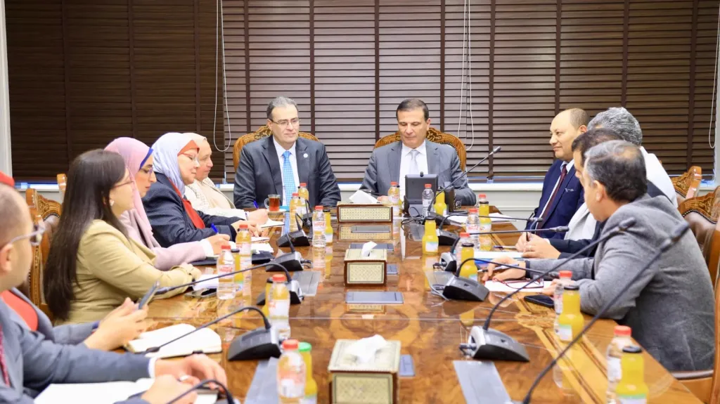 ”الزراعة” و”التنظيم والإدارة” يتعاقدان مع أكثر من 4500 طبيب بيطري لدعم منظومة الطب البيطري