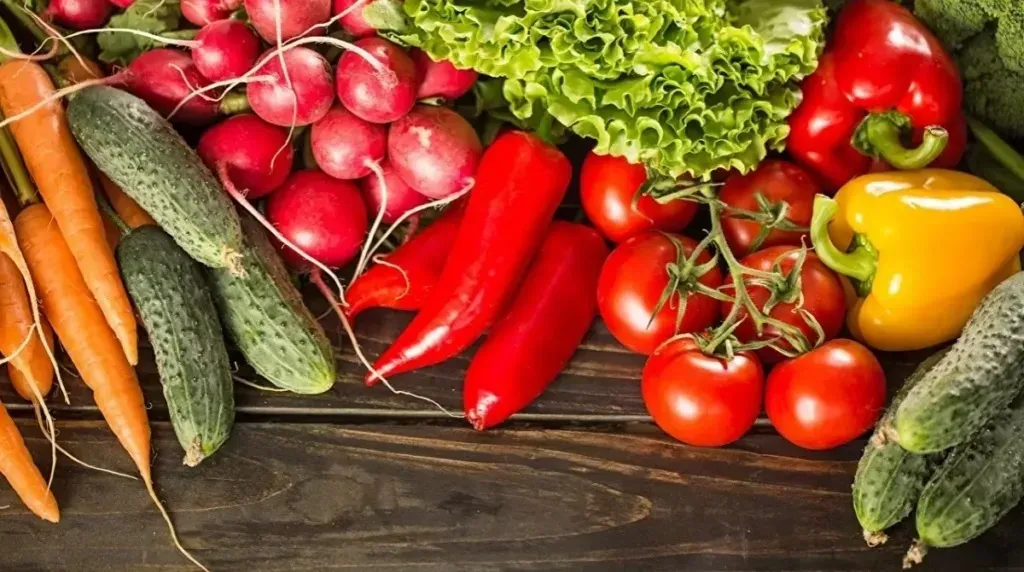 الحصاد الزراعي لاوكرانيا في 2025.. تراجع اسعار الخضراوات وارتفاع التفاح والتوت