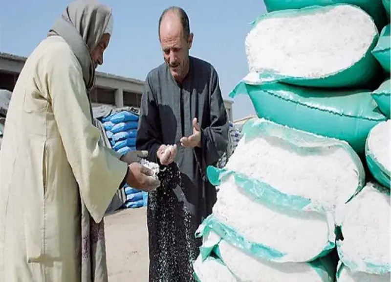 انطلاق تحصيل مدفوعات الأسمدة إلكترونيًا بـ«كارت الفلاح»