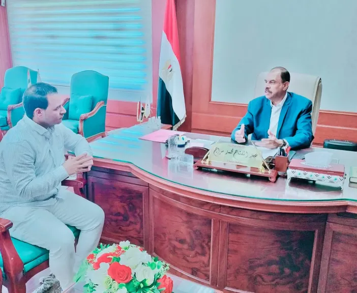 محافظ سوهاج يكشف مزايا تشغيل محطة إكثار الدواجن