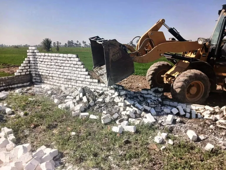 محافظة سوهاج تزيل 361 حالة تعدٍ على أملاك الدولة