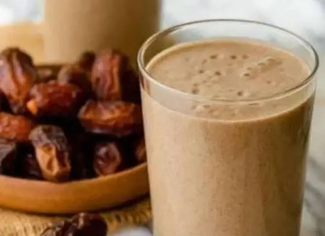 استعدادا لرمضان.. اقضل طريقة لتحضير مشروب التمر بالحليب