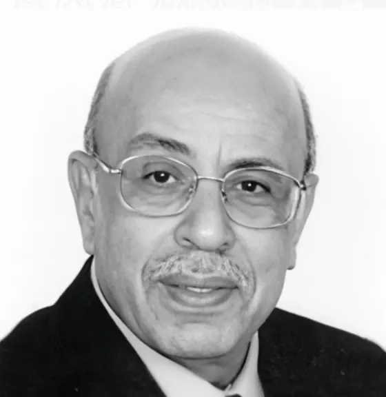 جامعة القاهرة تنعي الدكتور مفيد شهاب وزير التعليم العالي الأسبق