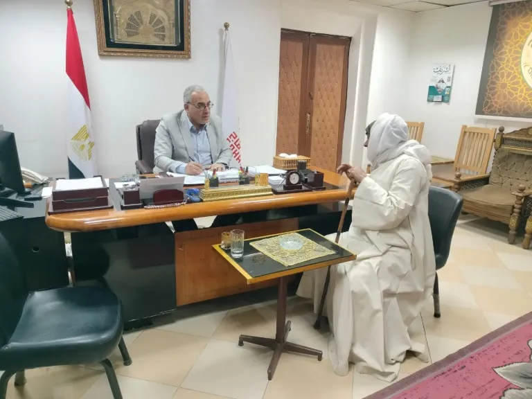 وكيل زراعة سوهاج يتابع شكاوى المواطنين ويصدر الحلول