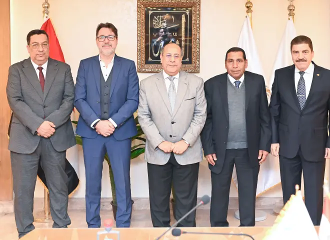 الصناعات الغذائية توقع عقد اتفاق بين شركتي مطاحن وسط وغرب الدلتا وبوهلر السويسرية