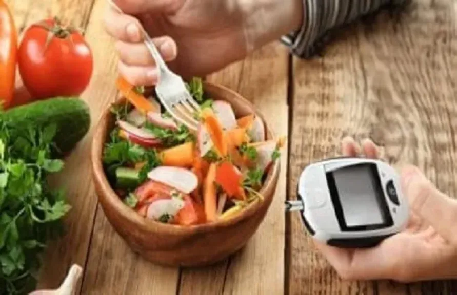 صيام مرضى السكري.. إرشادات طبية تحميك من المخاطر خلال رمضان