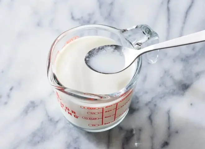 كيفية تصنيع اللبن الرائب.. ونصائح هامة لضمان جودته